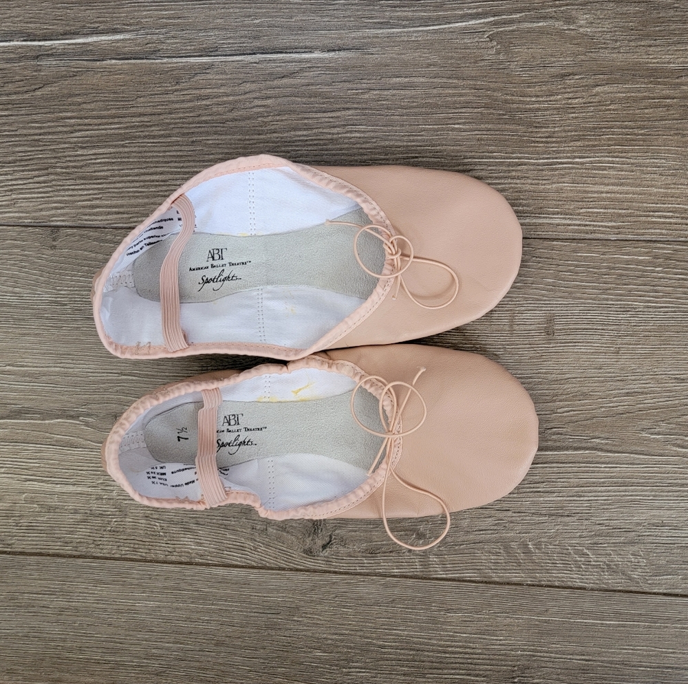 Ladies ballet slippers